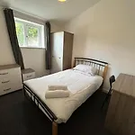 Large House Ideal For Work With Parking And Private Garden Bristol